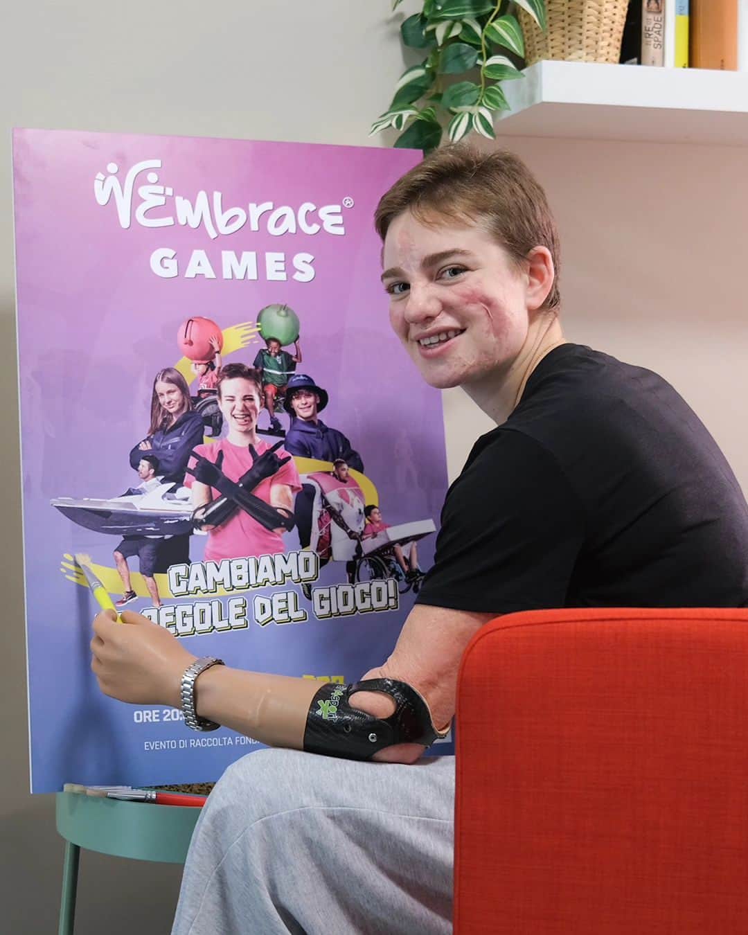 ベアトリーチェ・ヴィオのインスタグラム：「🖼️🤩 Un evento tutto da incorniciare! Il 12 giugno tornano i #WEmbraceGames a Roma.  Ci saranno tanti amici dello spettacolo e dello sport, ragazzi con e senza disabilità, uomini e donne, bimbi e adulti....Tutti insieme per divertirci e cambiare le regole del gioco in un mondo sempre più inclusivo. Ti aspettiamo!  ⤴️ Prenota il tuo posto al LINK IN BIO 📆 12 giugno 🏟️ Stadio dei marmi 📍 Roma」