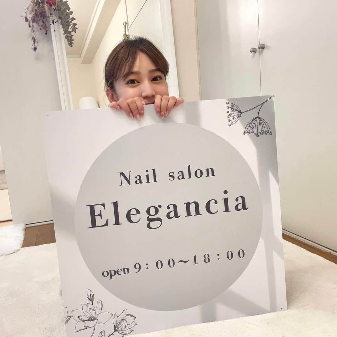 夏江紘実のインスタグラム：「.  ✧Nail Salon Elegancia✧ . . @nailsalonelegancia」