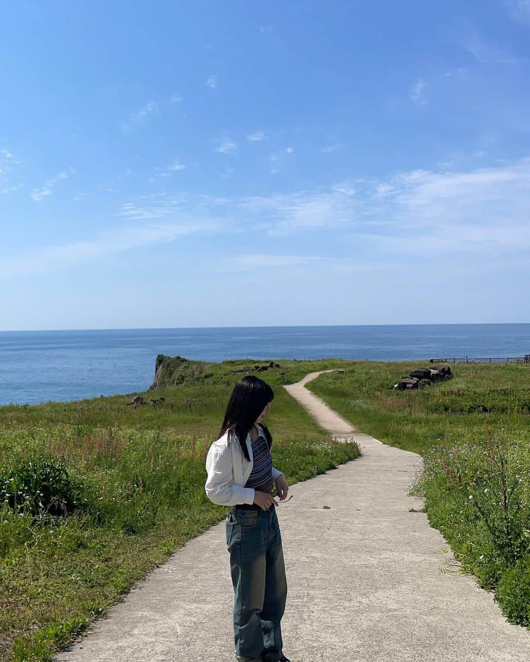 七原月乃のインスタグラム：「自然愛好会⛰️  写真に写ってるのは友達  好きしか写ってないハッピーセットな写真🎞」