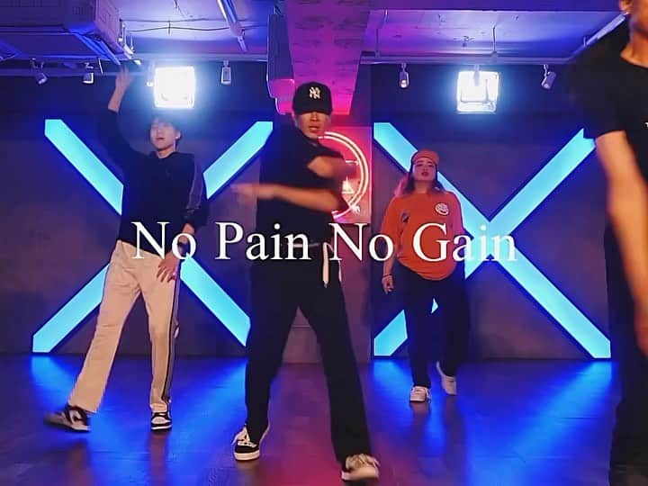 Achiのインスタグラム：「No Pain No Gain DJ RYOW @djryow  ft.Pedro the GodSon,VILLSHANA&2Marley  🎙️ @pedro__whr   w/ @ri2shi  @shela999333  @atsuya77  @nana1230.___e   何度聴いても胸が熱くなる曲🔥 RYOWさんありがとうございます🪐✨  h/t to NGY🙏🏻✨✨✨」