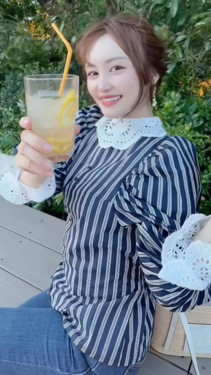 餃子のりさちゃんのインスタグラム：「強風注意報」