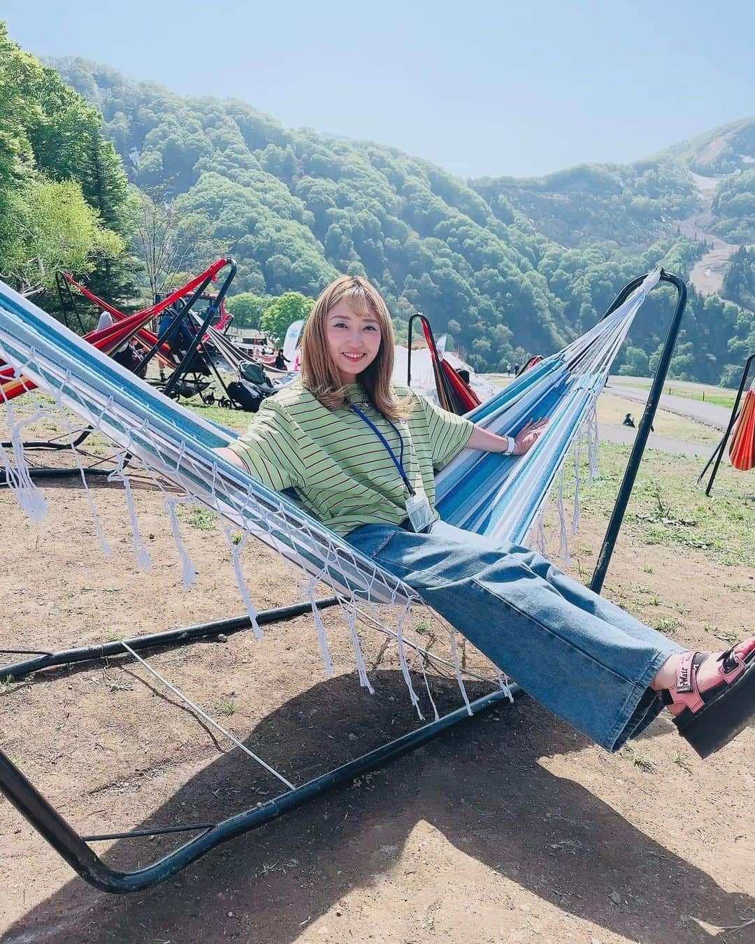 上村知世のインスタグラム：「今日は雨☔️ 青空が見たいなぁ。。。  5/4の湯沢高原🚡☀️✨ 天候に恵まれとっても楽しかった！！  @yuzawakogen   #湯沢高原」