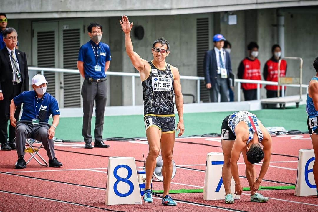 右代啓祐のインスタグラム：「2023.5.7 木南記念 十種競技 7112点🥈  沢山の応援、サポートがあって今こうやって現役を続けることができてるんだなと感じています。日本選手権に向けてギア全開で行くためにあと一カ月最大限の準備をしていきたいと思います。  Photo by @chibeeeev   #右代啓祐 #kokushikan  #kokushikanuniversity  #国士舘大学 #decathlon  #decathlete  #workout  #trainingday  #run #jump  #throw #十種競技  #smile  #smile😊 #山田水産 #山田の鰻 #鰻アスリート #味の素 #ビクトリープロジェクト #アミノバイタル」