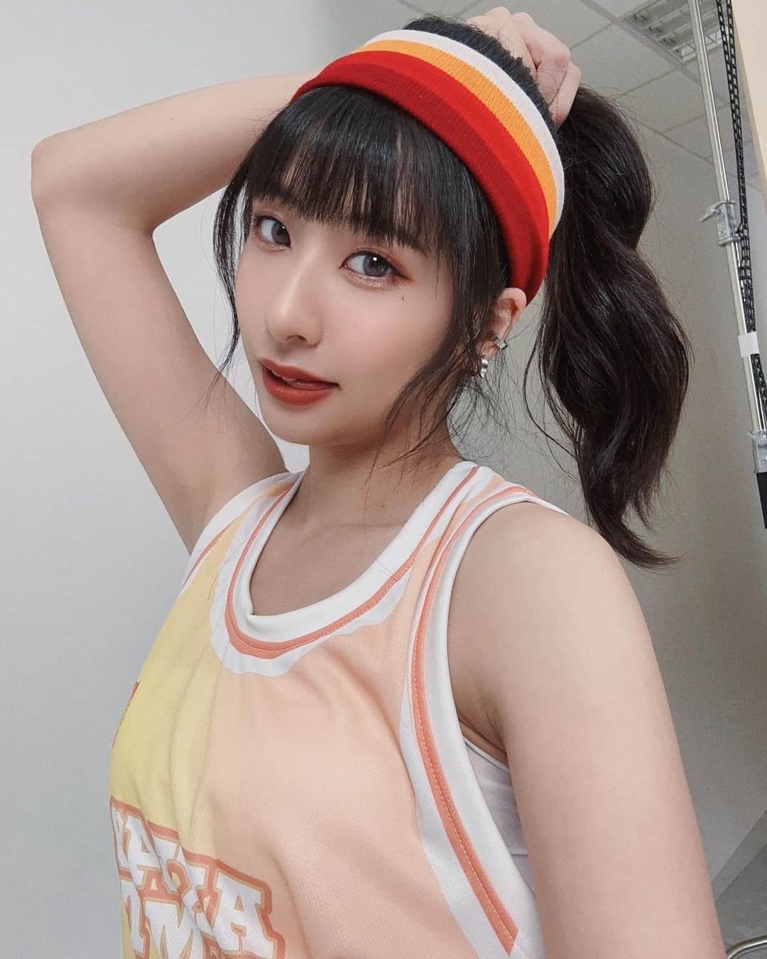 宮田留佳のインスタグラム：「🏀 五月生寫真⛹️‍♀️ 高馬尾大勝利～～！！！ 我要當TTP的彩子❤️‍🔥🤣 - 📍預購到5/20(六)18:00 #球衣 #五月份 #AKB48TeamTP #AKB48 #宮田留佳 #嚕卡 #followme」