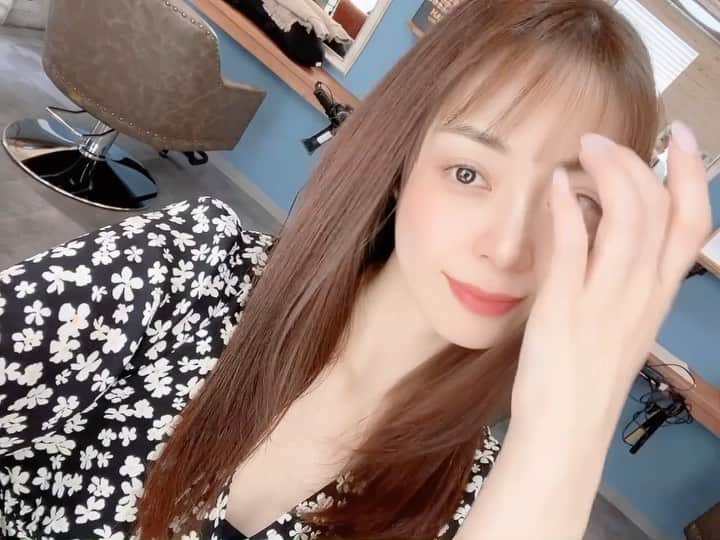 白田久子のインスタグラム：「髪の毛サラツヤの術🥷  #ヘアトリートメント #高知美容院 #高知子育て #年子ママ」