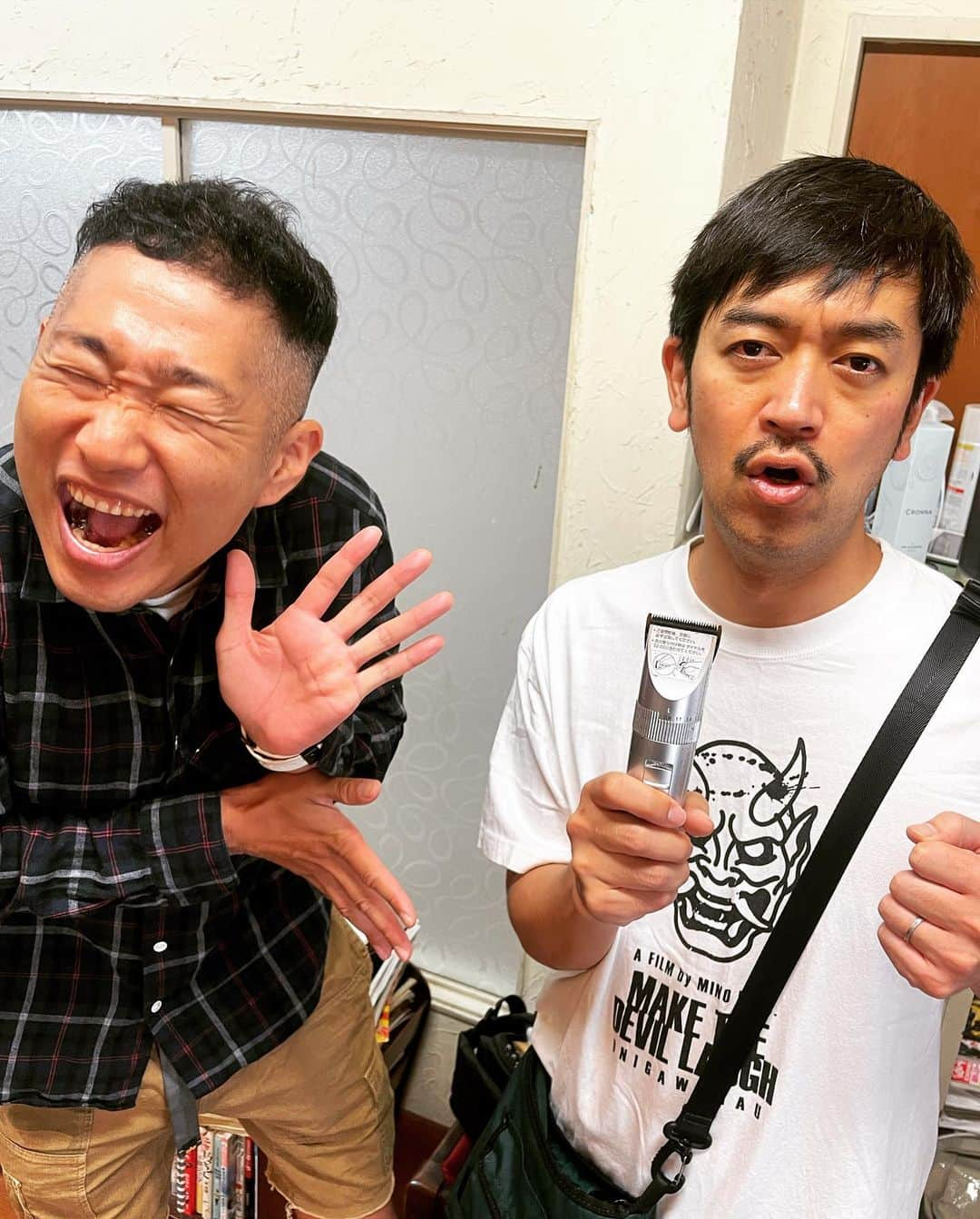 杉本知香さんのインスタグラム写真 - (杉本知香Instagram)「みんないい顔😆😆😆  #中目黒美容室 #ムーディ勝山 #右から左へ受け流す  #さわやか五郎#上々軍団 #アンバランス山本#山本栄治 #カラテカ入江#入江慎也#ピカピカ #ジョイマン池谷#ジョイマン」5月8日 16時42分 - sugimotoc