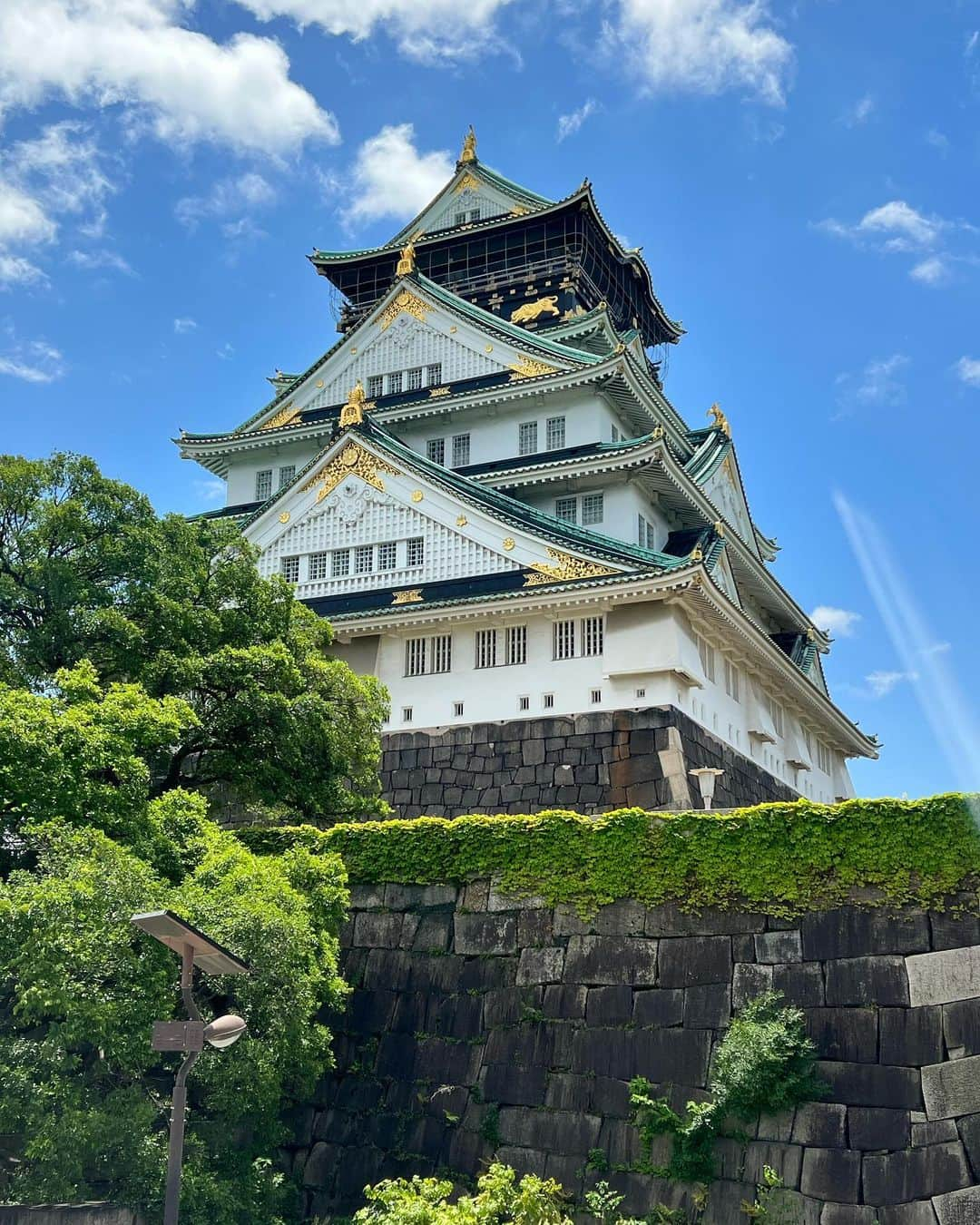 オーランド・ブルームさんのインスタグラム写真 - (オーランド・ブルームInstagram)「Osaka 🇯🇵 Arigato Gozaimasu 🙏 I’ve been coming to Japan for as long as I can remember and I’m always so grateful to have the opportunity. The kindness, respect and humanity with which this culture lives and breathes is something I hold in my heart ❤️」5月8日 16時45分 - orlandobloom