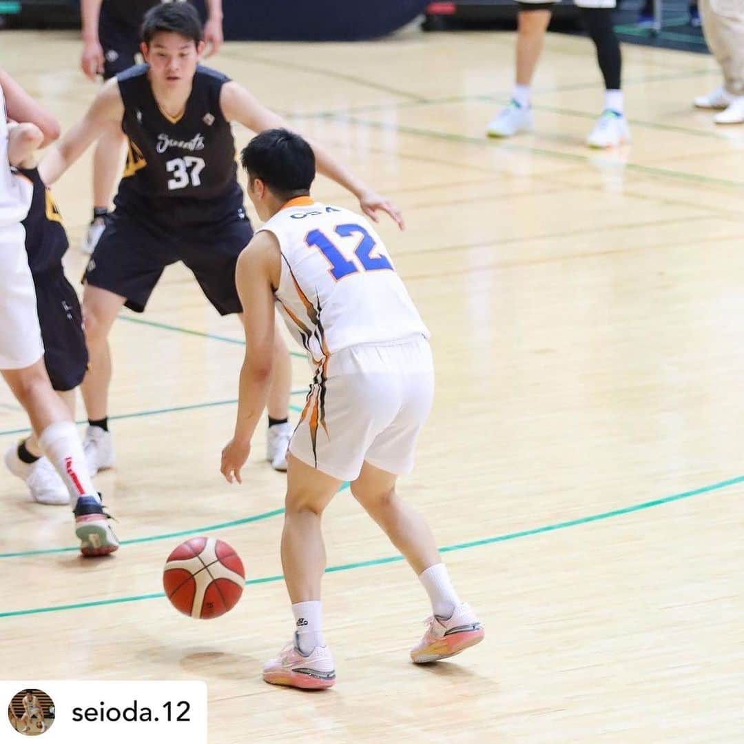 のインスタグラム：「12🧡🧦 #大学バスケ #大東文化 #オダセイ #アオキックス」