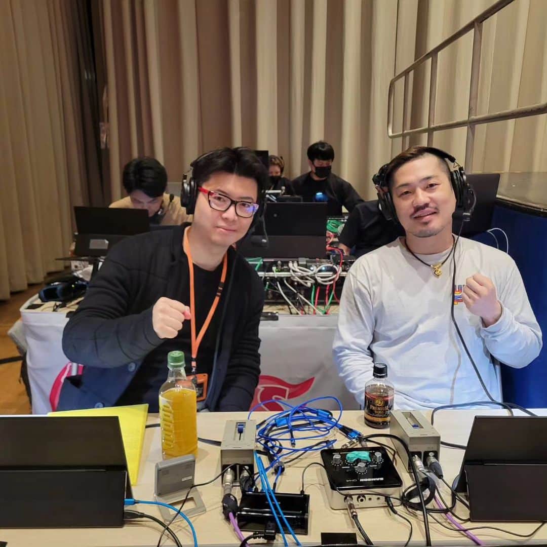 のインスタグラム：「昨日はDEEP TOKYO IMPACT 2023 3rdをご覧頂きありがとうございました！盛り上げてくれた解説ジョビンさん、ありがとうございました！ #DEEP #格闘技 #ジョビン #鈴木芳彦」