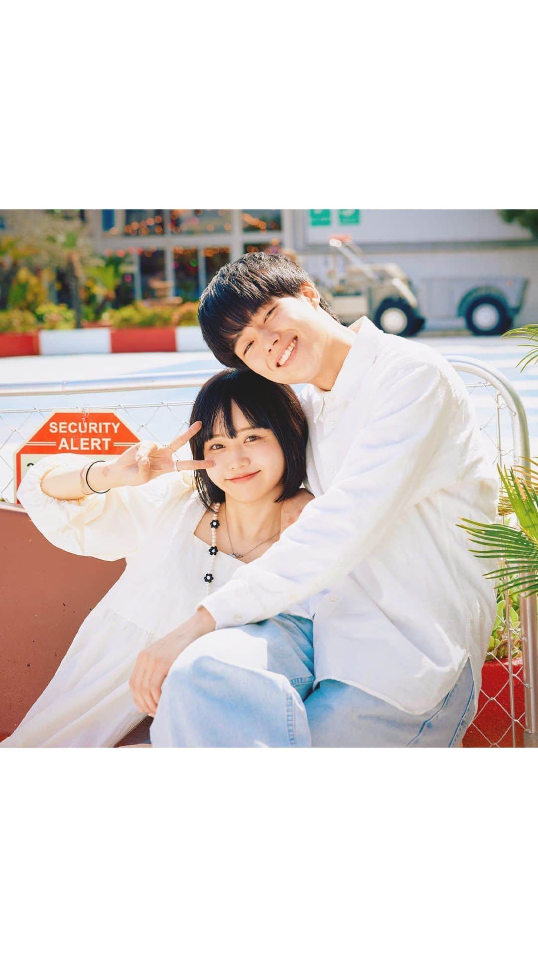 のインスタグラム：「辛い時にそばにいてくれる一途男子  こんな彼氏が欲しい... 共感した人はコメントで教えてください💐  〜 ✽〜 ・〜 ✽〜 ・〜 ✽〜 ・〜 ✽〜 ・〜 ✽〜  オオカミには騙されないとは🐺  ✿ Point1 オオカミの存在 女子メンバーの中に恋をしない"嘘つき"オオカミ"が潜んでいる。  ✿ Point2 花束ルール 花束を渡された人は一切の嘘をついてはいけない。  あなたは恋の嘘を見抜けますか？  #花束とオオカミちゃんには騙されない ABEMAで全話無料配信中💐  〜 ✽〜 ・〜 ✽〜 ・〜 ✽〜 ・〜 ✽〜 ・〜 ✽〜  #齊藤なぎさ (19) @saitou_nagisa #美月 (22) @lxxe_myself.8 #永井愛実 #まんちゃん (20) @nagai_manami_0921 #ちせ #치세 (24) @peach_chu_ #中川紅葉 (22) @kureha_nakagawa #かりん (17) @sunazurisuki_  #夏生大湖(21) @omi.natsuki.official #柊太朗(22) @tar0tar0tar0shi #今井竜太郎(17) @ryutaro__imai #ロビン(19) #robin #로빈 @thereal_robin_ #マテウス(22) @spicegirl.jp  〜 ✽〜 ・〜 ✽〜 ・〜 ✽〜 ・〜 ✽〜 ・〜 ✽〜 #花束オオカミ #オオカミには騙されない #オオカミ好きと繋がりたい #JKの素敵な思い出 #JK1 #JK2 #JK3 #恋愛#大学生 #大人っぽ #カップル #デート #デートスポット」