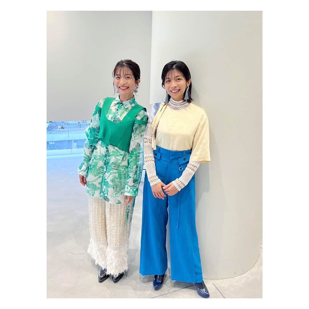 三倉佳奈さんのインスタグラム写真 - (三倉佳奈Instagram)「出演情報です。  ■日本テレビ「クイズ!あなたは小学5年生より賢いの?」 5/26(金)19:00-19:56 https://www.ntv.co.jp/shou5/  大好きで、子どもたちとよく観ているこの番組📺 機会を頂き、今回2人で挑戦しました！  結果は...放送をご覧くださいね👏🏻  #日本テレビ#クイズ #小学5年生より賢いの  #twins」5月8日 19時07分 - kana_mikura0223