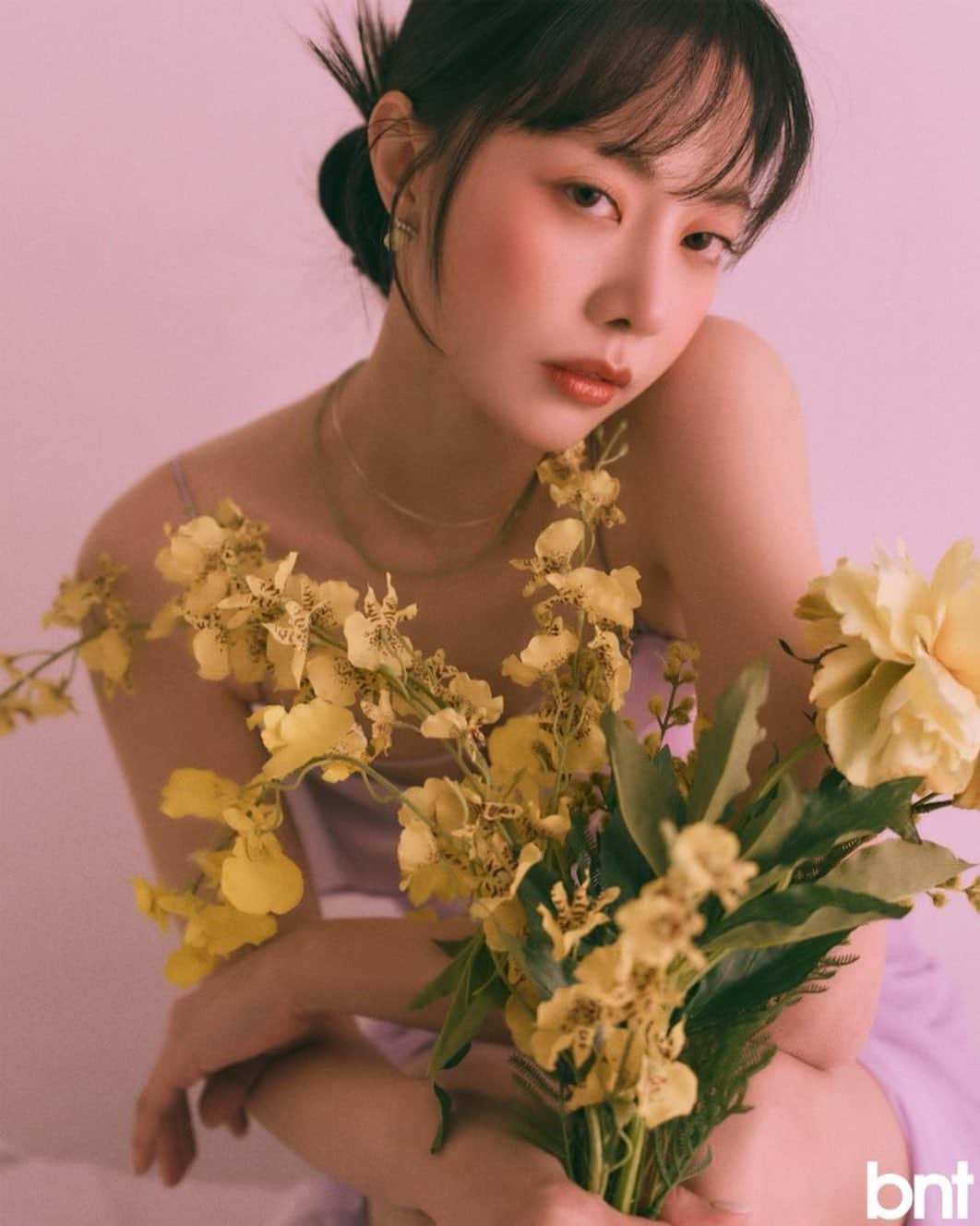 ホン・ウンジさんのインスタグラム写真 - (ホン・ウンジInstagram)「BNT🧡」5月8日 19時20分 - bg_eunji92