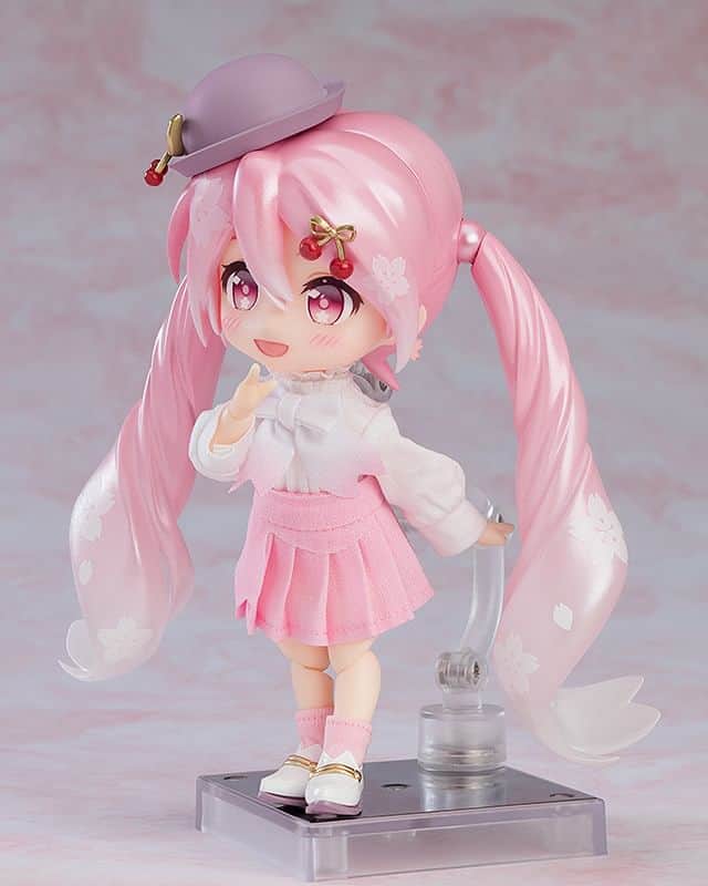 Tokyo Otaku Modeさんのインスタグラム写真 - (Tokyo Otaku ModeInstagram)「Everyday is hanami day with Sakura Miku 🥰🌸  🛒 Check the link in our bio for this and more!   Product Name: Nendoroid Doll Sakura Miku: Hanami Outfit Ver. Series: Character Vocal Series 01: Hatsune Miku Product Line: Nendoroid Doll Manufacturer: Good Smile Company Sculptors: Udono Kazuyoshi, SELECT D Cooperation: Sawada Koubou, Nendoron Outfit/Pattern Design: Kazumi Oka Specifications: Painted, articulated, non-scale plastic figure Other Materials: cloth, magnets, plastic Height (approx.): 140 mm | 5.5" Set Contents: ・Figure ・Blouse ・Skirt ・Jacket ・Underwear ・Hat ・Bag ・Shoes (with magnets in soles) ・Socks ・Interchangeable hand parts (pointing hands (left/right), bag-holding hand (right)) ・Magnetic base (for magnetic soled shoes) ・Articulated stand  #nendoroid #nendoroiddoll #sakuramiku #hanami #hatsunemiku #miku #goodsmilecompany #tokyootakumode #animefigure #figurecollection #anime #manga #toycollector #animemerch」5月8日 20時00分 - tokyootakumode