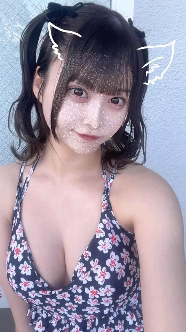のインスタグラム：「夏たのしみだね🥺」