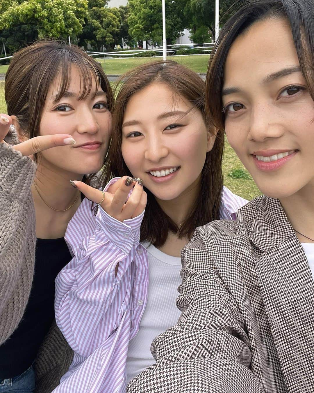 塩越柚歩さんのインスタグラム写真 - (塩越柚歩Instagram)「. 同期会👩‍👩‍👧 久しぶりに3人で遊んだら 終始笑っててしんどかった🙂 たくさん喋ってたくさん食べてたくさん笑った~🧸 ⁡ 2人とも楽しい時間をありがとー🫧 ⁡ #WEリーグ #YogiboWEリーグ #浦和レッズ #三菱重工浦和レッズレディース #塩越柚歩」5月8日 20時12分 - yuzuho_shiokoshi19