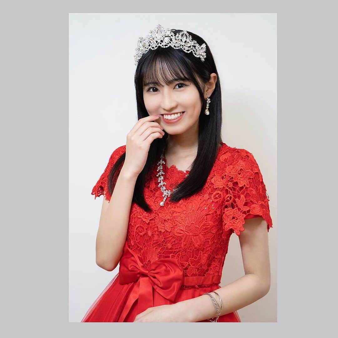 瀬戸ゆなのインスタグラム：「▫️ 生誕ドレスの未公開写真📸❤️   #夢アドシトロン  #高校生女子 #ティアラ  #ポートレート撮影  #生誕祭 #アイドル #ドレス  #瀬戸ゆな」