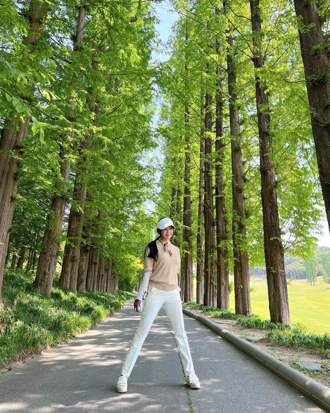 ヒョミン さんのインスタグラム写真 - (ヒョミン Instagram)「🌲🕺🌲」5月8日 20時36分 - hyominnn
