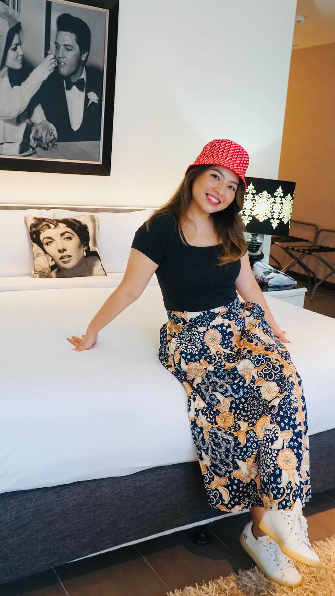 エアアジアのインスタグラム：「Escape to paradise with our beachfront hotel deals! Let the waves wash away your worries and indulge in the ultimate seaside retreat. From Pelangi Beach Resort in Langkawi, to Rama Beach Resort in Phuket and many more amazing hotels!  Book now via airasia Superapp ☀️🌴 #airasiahotels #beachgetaway #islandlife #oceanview」