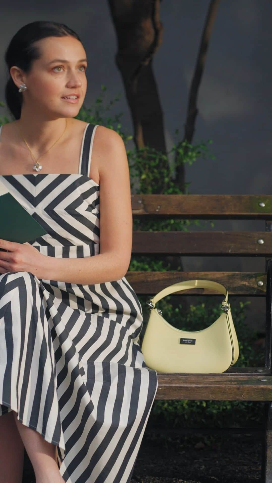 ケイト・スペードのインスタグラム：「どのカラーでも素敵  #katespadeny #katespadejapan #ケイトスペード #ケイトスペードニューヨーク」
