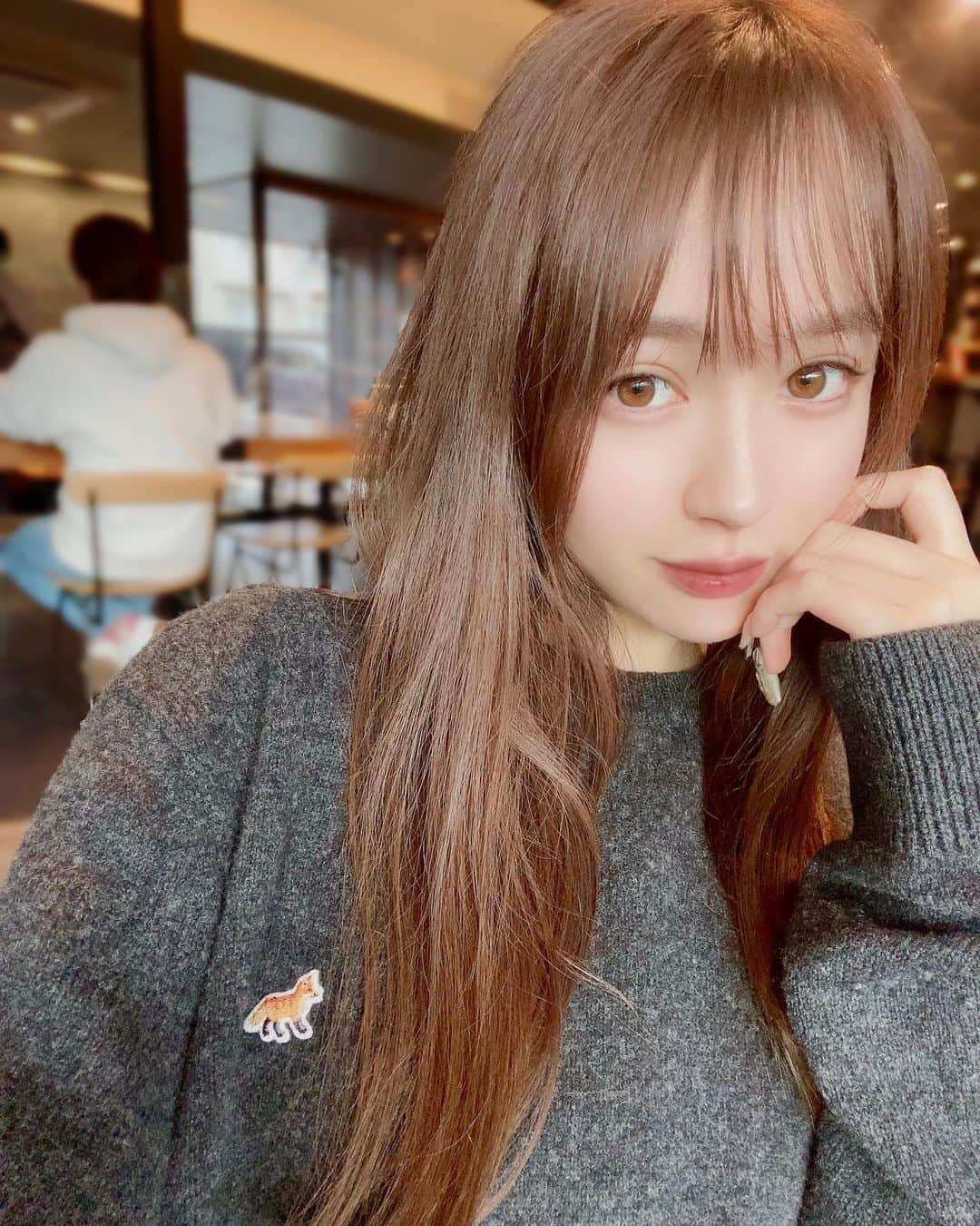 ナタリア聖奈さんのインスタグラム写真 - (ナタリア聖奈Instagram)「・ かわいいニット🦊  #ニットコーデ #ゆるコーデ #ふわふわ系女子」5月12日 20時00分 - _natamilk_