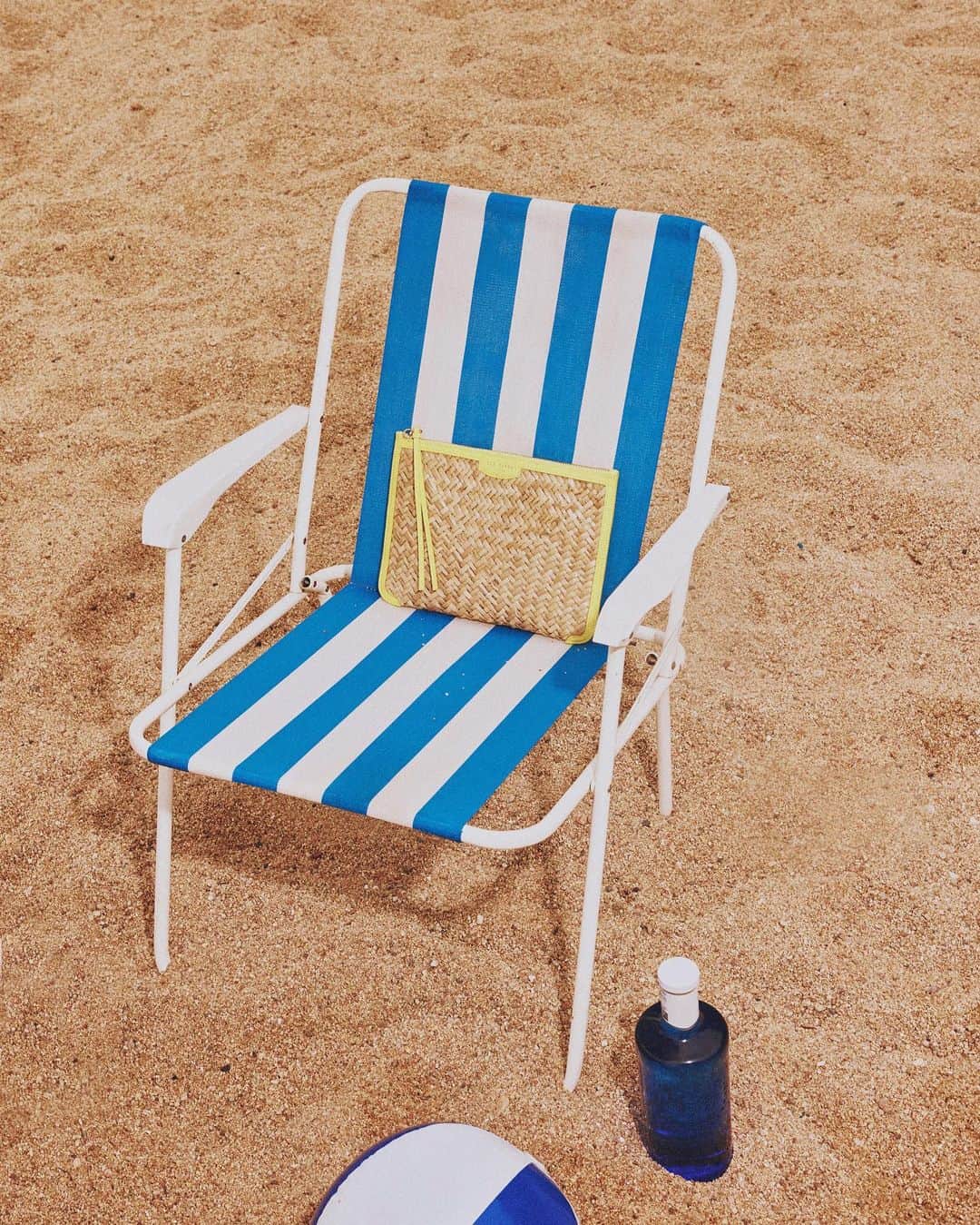 Ted Bakerのインスタグラム：「The beach is calling, and we have just the thing.  #TedBaker #Holiday」