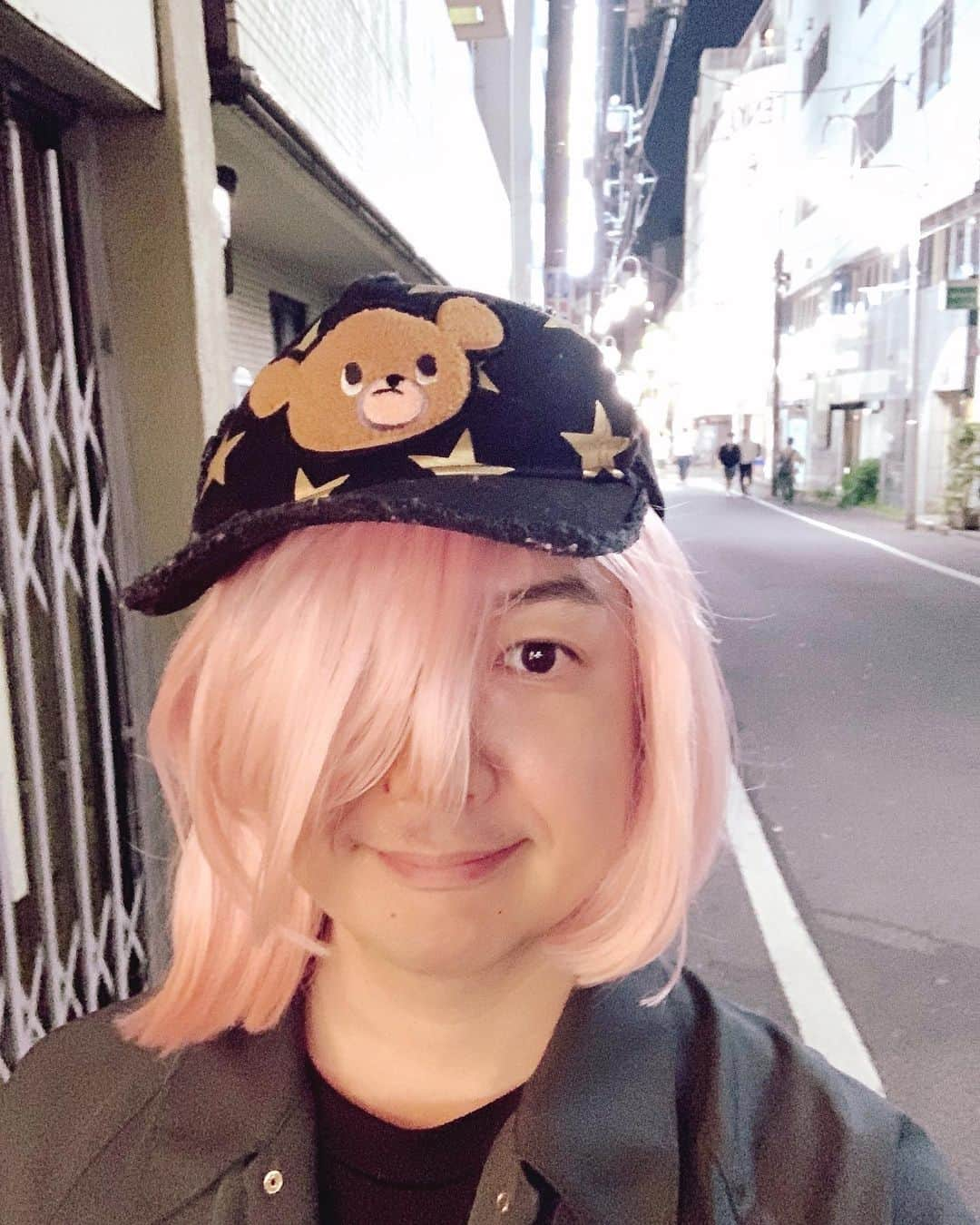 櫻田宗久さんのインスタグラム写真 - (櫻田宗久Instagram)「.  転んじゃって怪我したので、しばらくキャラ変わります😂 このキャラでシャンソン歌うの楽しみ！来てね！  ソワシャン 2023/05/08 OPEN 18:30  ソワレ　ドビッチーまゆ　櫻田宗久　ちんすこうルー（ジョン(犬））　迷い道くね子 ADV ￥3,300 / DOOR￥3,800 予約フォームより  petitmoa.jp/4645/」5月5日 0時29分 - munetopia