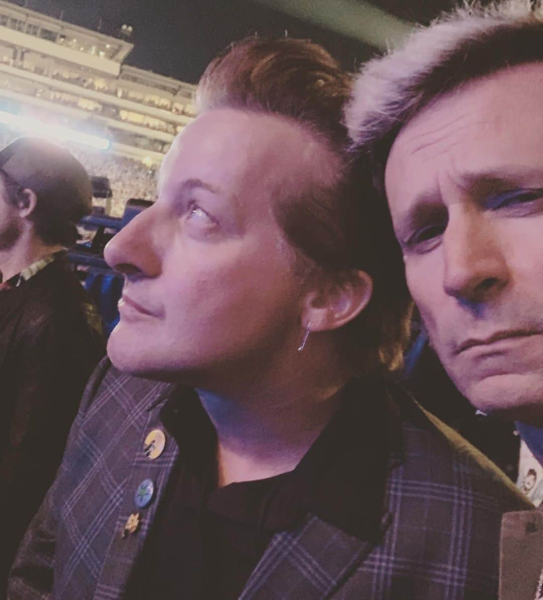 トレ・クールさんのインスタグラム写真 - (トレ・クールInstagram)「Happy birthday to the baddest ass bassist anywhere @mikedirnt  May the fourth be with you!!」5月5日 0時39分 - trecool