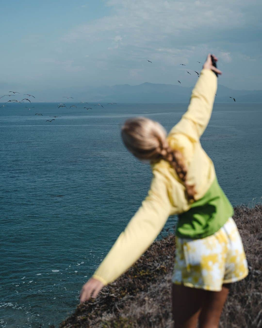 マーモットさんのインスタグラム写真 - (マーモットInstagram)「Gear up and get outside 🤸‍♀️ !  Picture: @biancagermain  #Marmot」5月5日 1時00分 - marmot