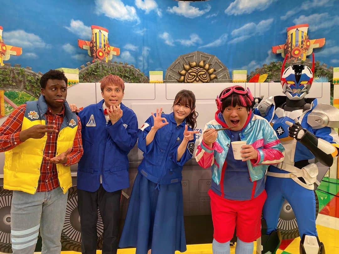 のインスタグラム：「. 4/11(火)朝7:05〜 『 #おはスタ 』  火曜日は、宇宙(チュー)ズデイ🚀  #宇宙のおねえさん “レミねぇ” として、 スバにぃとおはスターレポートをお届けしています⭐️  この日は、私が開発に携わらせて頂いた 『2040年サステナブルラーメン🍜』(宇宙ラーメン)を たいくくんが食べてくれました😆嬉しい〜✨  これは「月でも育てることができるかもしれない食材で作ったラーメン」🌕🍜なんですよ。  ■ぜひ、未来を考える切っ掛けにカップラーメンを食べてみてください👩‍🚀 ↓ https://camp-fire.jp/projects/view/636237?utm_source=twitter&utm_medium=social&utm_campaign=tw_share_c_msg_projects_show  #宇宙ズデイ」