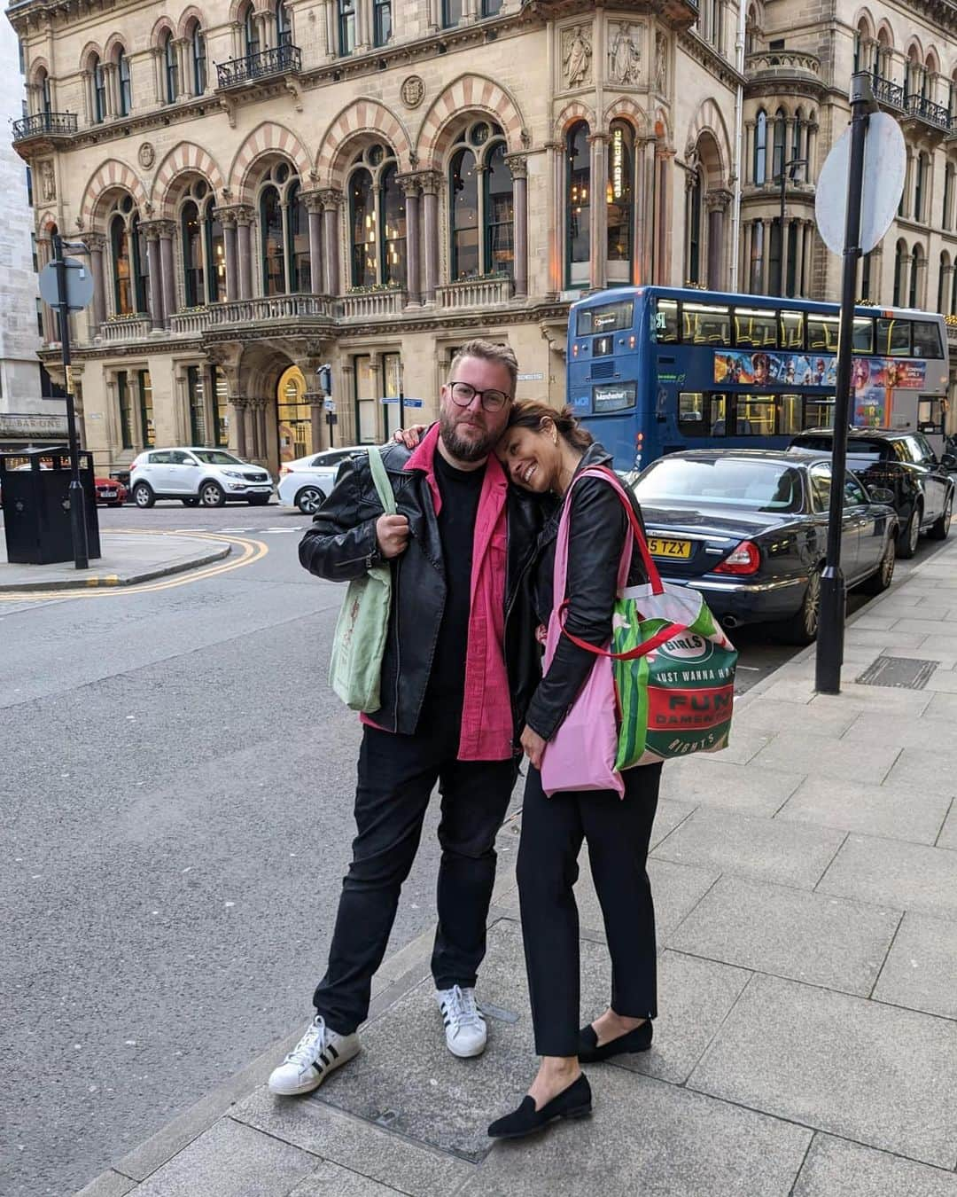 メラニー・サイクスさんのインスタグラム写真 - (メラニー・サイクスInstagram)「This person @savidgereads helped me with my confidence around talking about books when we started our book club in 2020 and now he is here talking to me about mine 2023.   That is crazy special and I am so grateful for him, our friendship and for his kind energy ❤️  And Thank you to @harpernorthuk for helping me spread the word 🐝❤️💫 and the @porticolibrary for hosting my first book event. An extremely epic moment for me and I could not have felt more at home.   #photographer @vickyearle_ 😁  #illuminated  #autism #adhd #books #reading #educational  #friendship  #booklaunch  #manchester」5月4日 16時57分 - msmelaniesykes