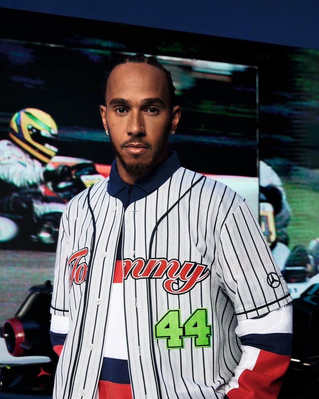 Tommy Hilfigerのインスタグラム：「Being part of a team never looked so good. Hit the road with #TommyxMercedesAMGF1xAwakeNY – where fashion meets Formula 1. @mercedesamgf1 @awakenewyorkclothing @tommyhilfiger」