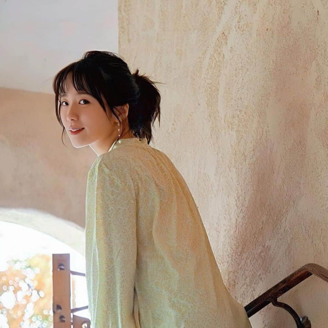 鈴木聖奈のインスタグラム：「＊ プレゼントで戴いたTシャツさえもタグを取り忘れていました🙇‍♂️ ＊ accessory @phoebe_official ＊ #山梨 #河口湖 #俳優 #役者 #芸能 #タレント #ラジオ #ラジオパーソナリティー  #ロードバイク  #ロードバイク女子  #ロードバイク初心者  #サバゲー  #サバゲー女子 #ダイエット #アニメ #美容 #ビール女子  #ビール #ロングヘア  #ヘアアレンジ  #ヘアスタイル  #撮影  #空手 #空手女子 #bianchibikes  #bianchi  #bike  #anime #cyclist ⠀ #Japanesegirl」