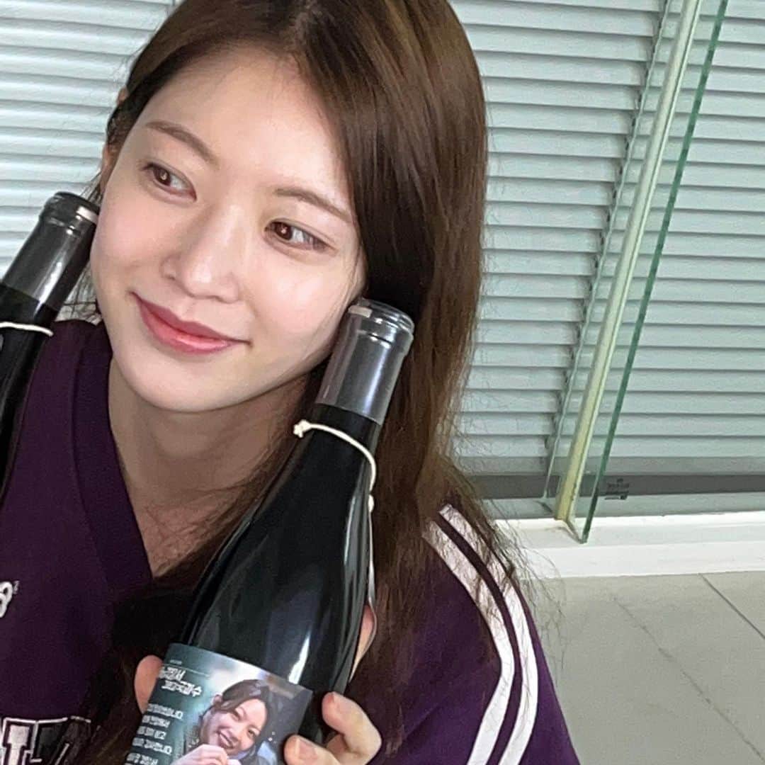 のインスタグラム：「밤낮 가리지않고 고생해 준 <소방서 옆 경찰서 그리고 국과수> 스텝분들 너무 사랑해요💜  곧 다시 찾아갑니다🫣」