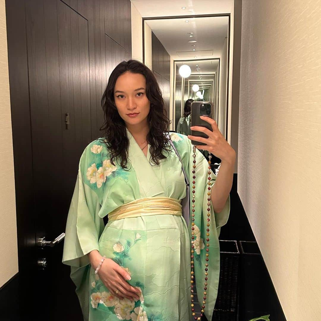 松岡モナのインスタグラム：「Lil baby shower in Tokyo🥰🩵 Thank you @rikatatsuno @hikari @keichen920 for organizing such a lovely lunch🥹 So happy I’m entering this new chapter back home in the country where my parents met and where I grew up🪽」