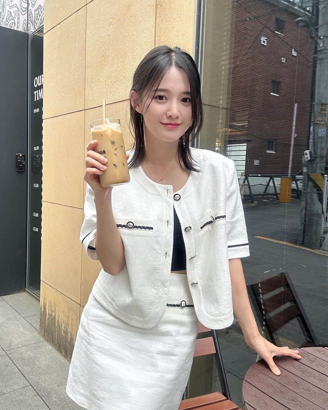 ナム・ボラさんのインスタグラム写真 - (ナム・ボラInstagram)「까눌레😘 맛있어!」5月4日 19時09分 - nambora