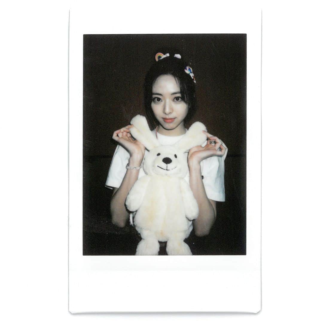 ITZYさんのインスタグラム写真 - (ITZYInstagram)「💗HAPPY CHILDREN'S DAY💗  📸 어린이날_있지가좍_비하인드.jyp  #ITZY #MIDZY  #HappyChildrensDay #어린이날 #있지가좍 #ITZYfamily」5月4日 19時15分 - itzy.all.in.us