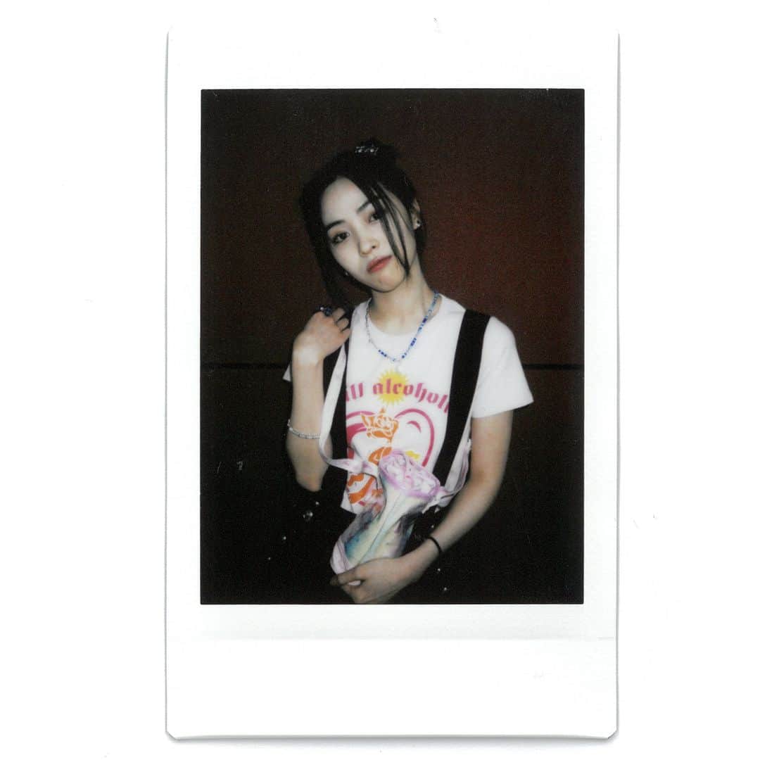 ITZYさんのインスタグラム写真 - (ITZYInstagram)「💗HAPPY CHILDREN'S DAY💗  📸 어린이날_있지가좍_비하인드.jyp  #ITZY #MIDZY  #HappyChildrensDay #어린이날 #있지가좍 #ITZYfamily」5月4日 19時15分 - itzy.all.in.us