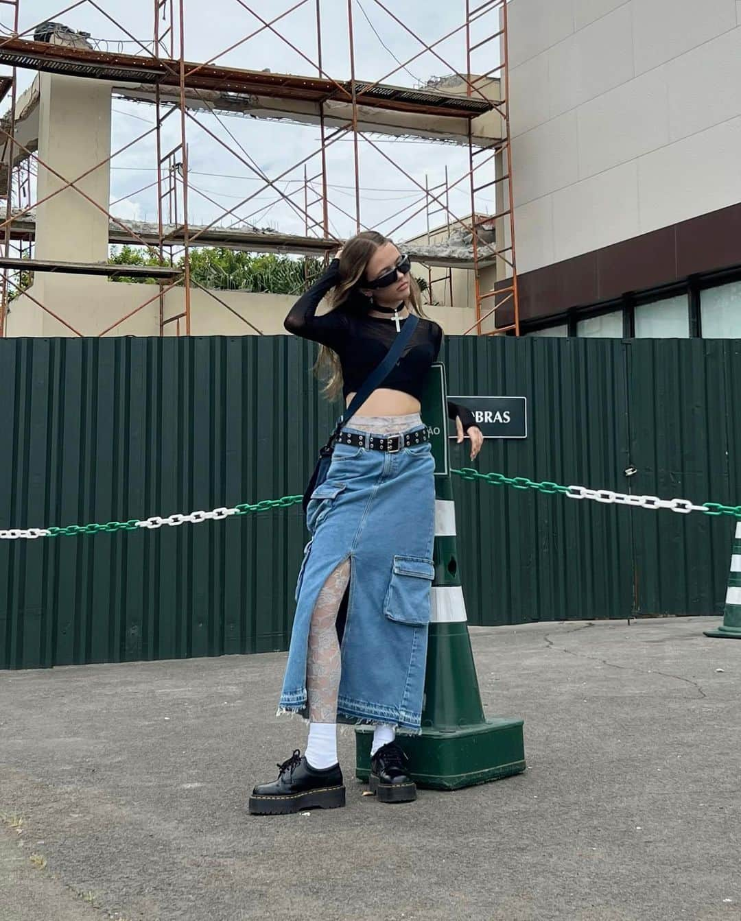 ドクターマーチンさんのインスタグラム写真 - (ドクターマーチンInstagram)「New season. New ways to wear, with the same unshakeable attitude. Show us your #DrMartensStyle for the chance to see your photo here.」5月4日 20時00分 - drmartensofficial