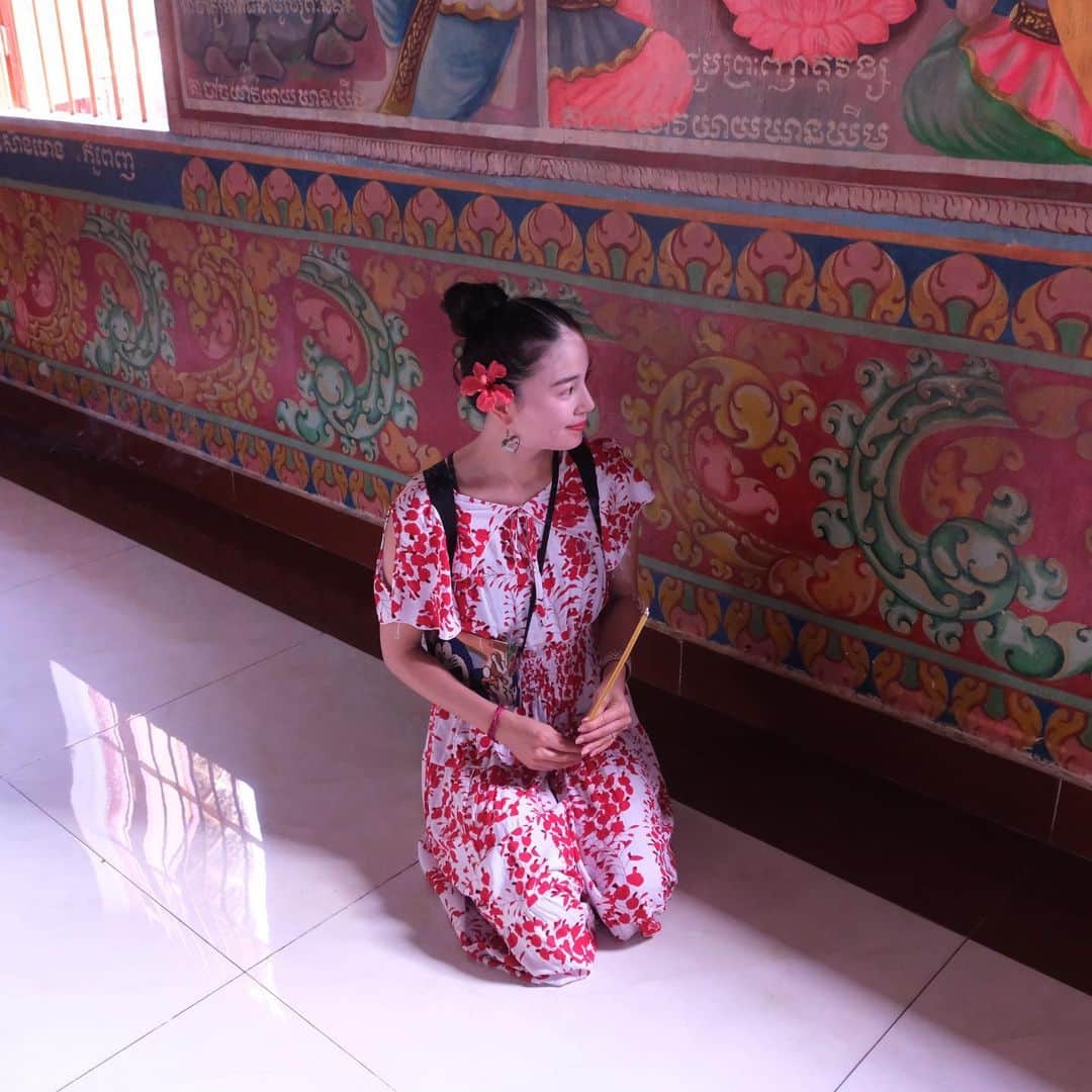 屬美於のインスタグラム：「この旅でダーリンにとってもらった 写真のお気に入り🩵 おすまししていまする  #ありがとう」