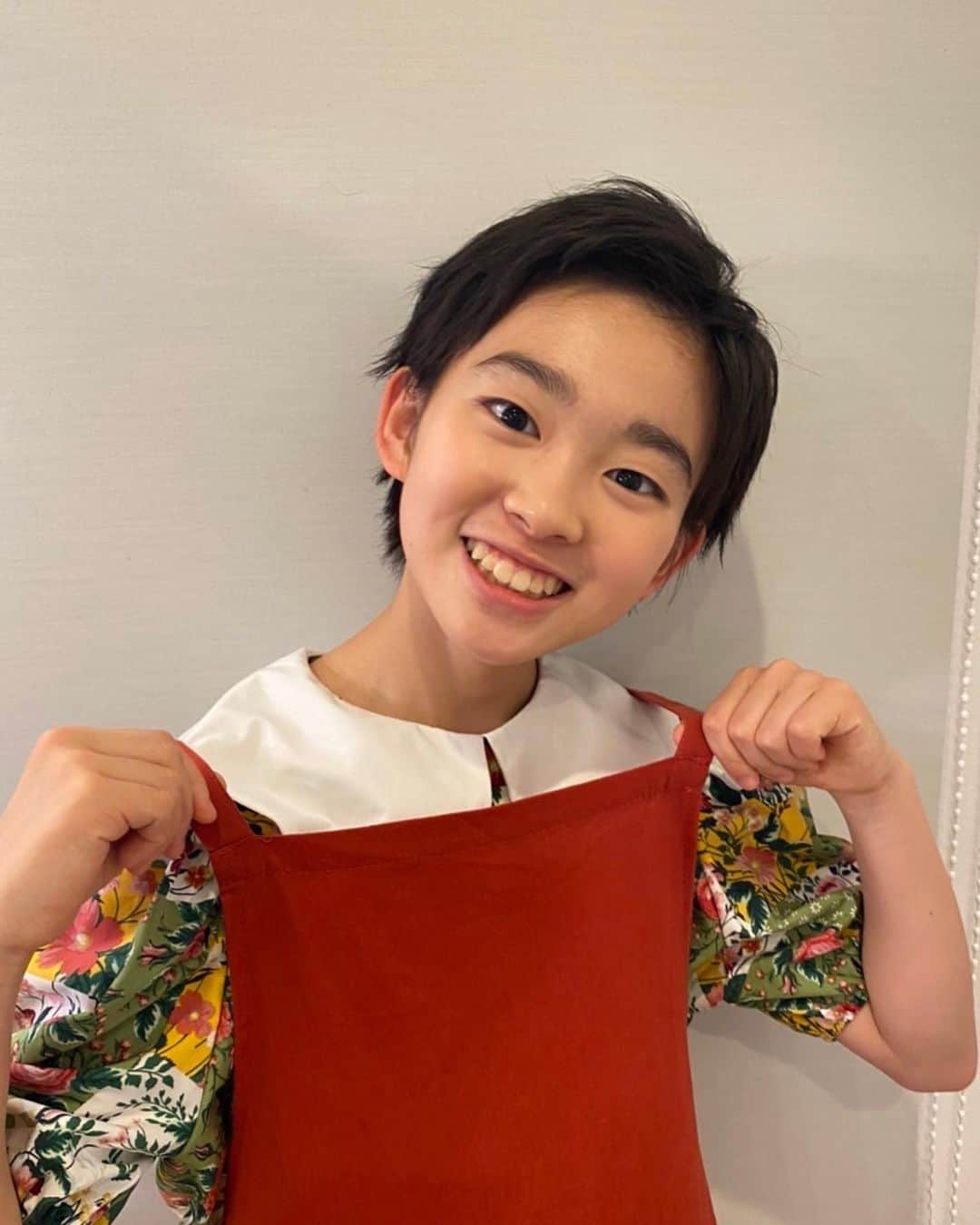村山輝星のインスタグラム：「📺 出演情報 📺 明日 📣  フジテレビ「ぽかぽか」にコーナーゲストとして生出演致します🍳  2023年5月5日(金)11:50~13:50  是非、チェックお願い致します👀✨  #村山輝星 #劇団東俳 #Tプロジェクト #出演情報 #ぽかぽか」