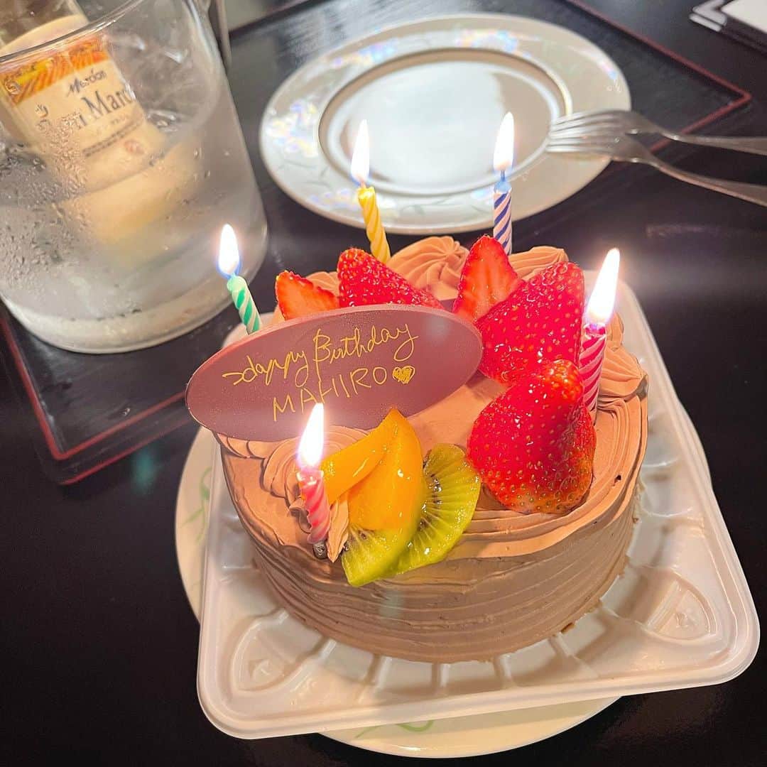 小瀬黎奈のインスタグラム：「05.03 Happy Birthday 🎂🥂🍓」