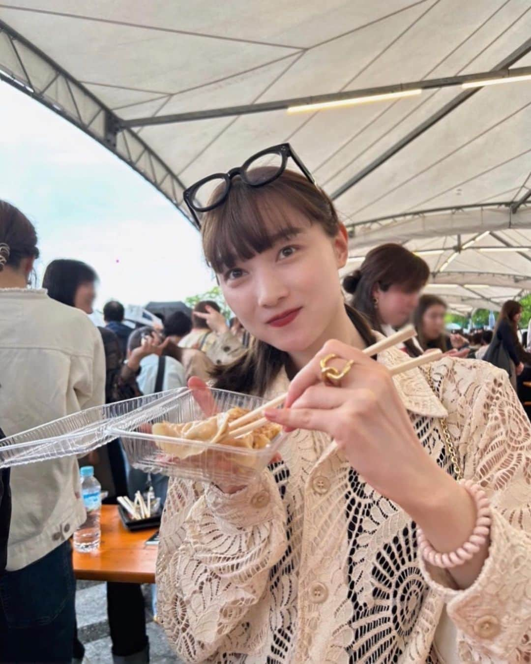 新野尾七奈さんのインスタグラム写真 - (新野尾七奈Instagram)「GW🥟🍺💕 #クラフト餃子フェス #クラフト餃子フェスtokyo2023  #餃子フェス」5月4日 20時42分 - nanagirl7