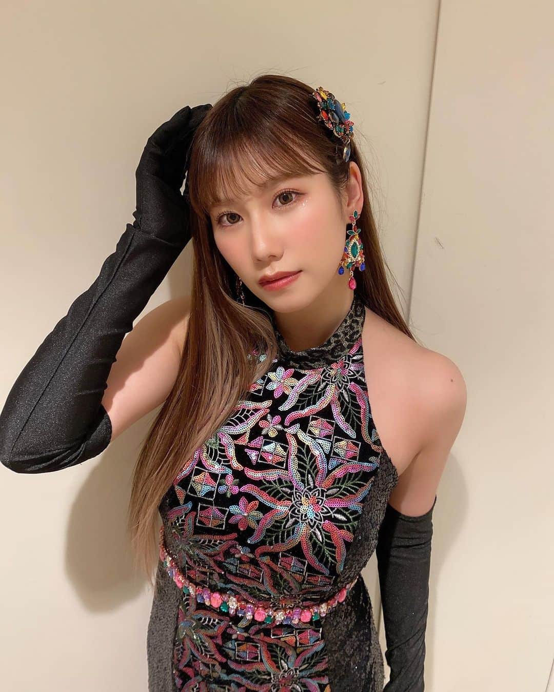 石田優美のインスタグラム：「NMB48の最新衣装🥹💜  めちゃくちゃ可愛くないですか？♡ 大好きなんです！！  衣装さんに感謝です！！  #nmb48 #衣装 #今さら道頓堀」