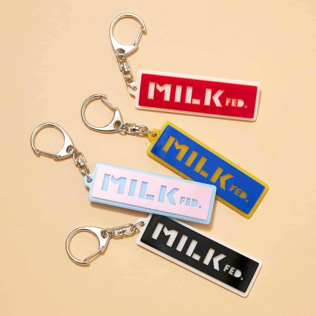 MILKFED.さんのインスタグラム写真 - (MILKFED.Instagram)「【NEW ARRIVAL】 ⁡ ☑︎ ACRYLIC BAR KEYCHAIN  カラー:BLACK,RED,LtPINK,BLUE ¥1,650 intax ⁡ ⁡ ⁡ #milkfed #milkfedjp #ミルクフェド #ガーリーストリート #カジュアルコーデ大人可愛い #新作 #春服コーデ #春カラー #春アイテム #カジュアルガーリー #ガーリーカジュアル #ストリートファッション #ミルクフェド #キーホルダー #ロゴ #ロゴキーホルダー #ミルクフェドキーホルダー #小物 #バッグキーホルダー」5月4日 21時08分 - milkfedjp