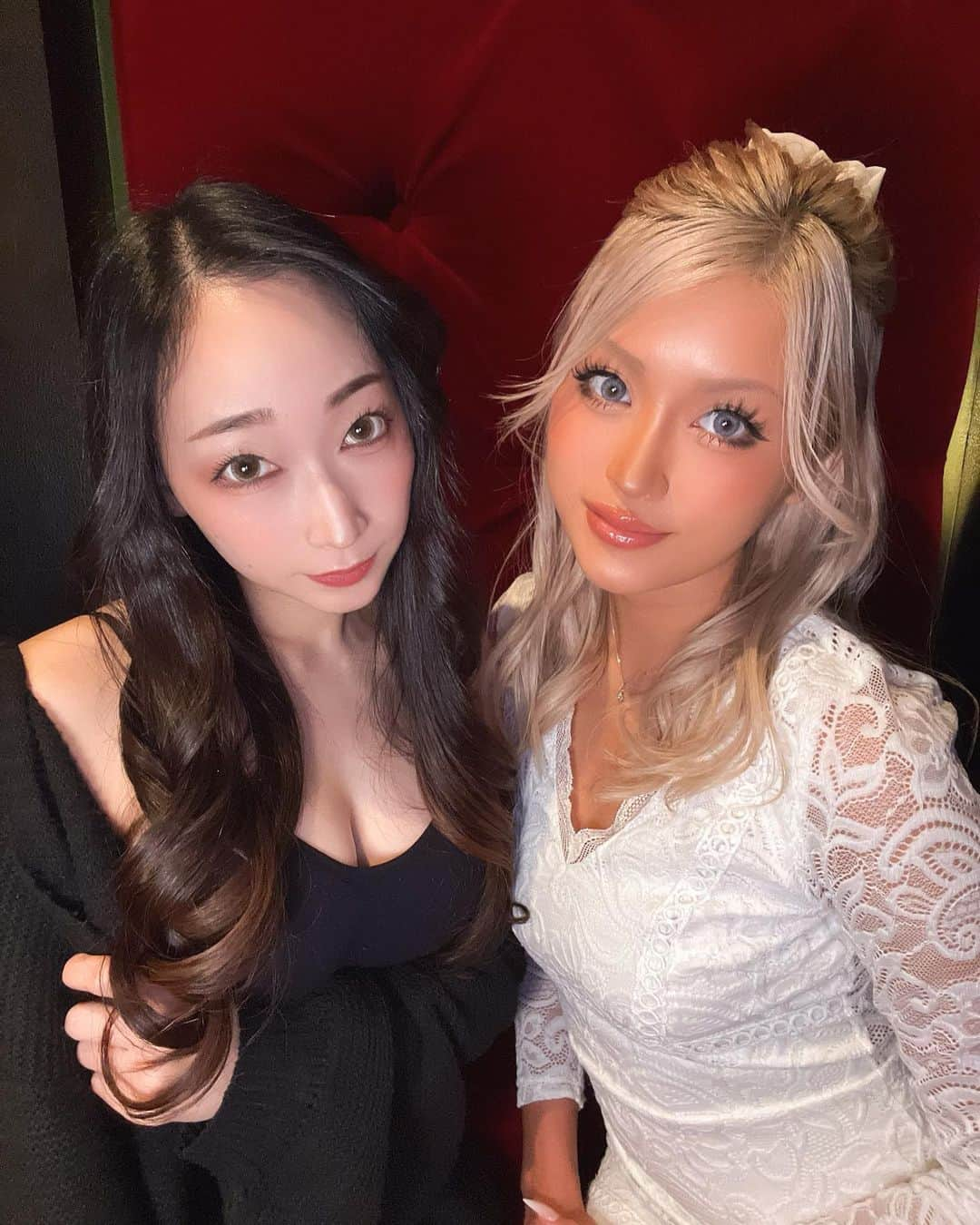 蓮実クレアさんのインスタグラム写真 - (蓮実クレアInstagram)「・ 今夜のラウンジ蓮実クレアは ママとふたばとみおちゃんでお待ちしております✨」5月4日 21時13分 - hasumi_kurea