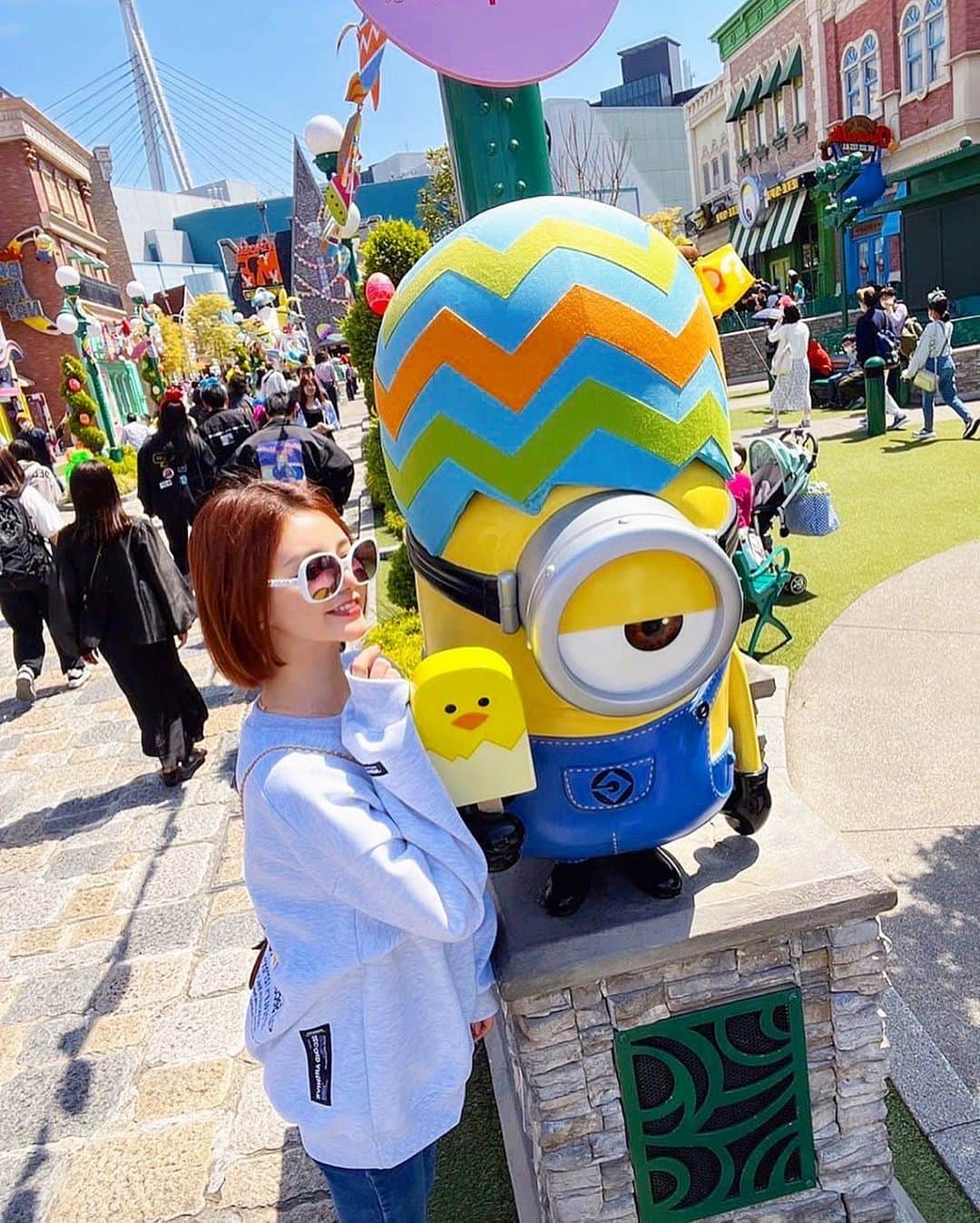 𝑒𝑟𝑖𝑘𝑎さんのインスタグラム写真 - (𝑒𝑟𝑖𝑘𝑎Instagram)「ミニオン🍒🍒🍒 . . #USJ #ユニバ #ユニバーサルスタジオジャパン #ユニバデート #大阪 #大阪旅行 #キャバ嬢 #六本木ポセイドン #港区女子 #おすすめ #ミニオンズ #怪盗グルー #かわいいの発見 #シャネルのサングラス #アイスキャンディー」5月4日 21時18分 - eri.4734