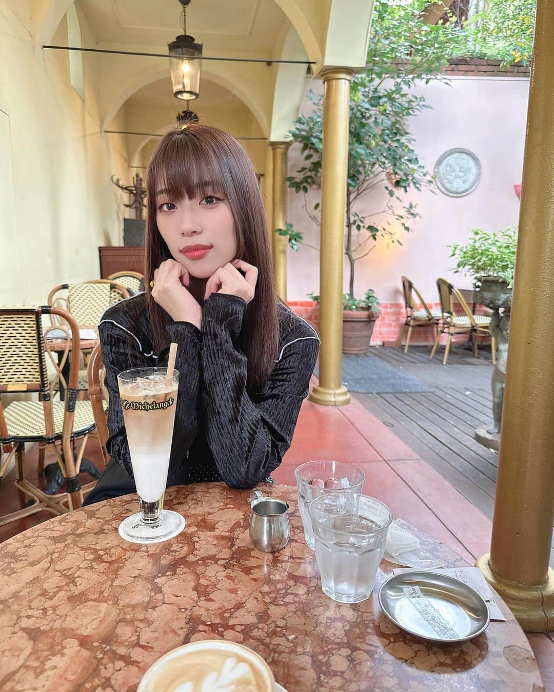 YUUGAさんのインスタグラム写真 - (YUUGAInstagram)「. . GWはCafeでまったり💭︎💕︎ . 今年は特に予定も立てずに、一日中寝たりカフェに行ったり、散歩したりとのんびり過ごしてます🐶 . . みんなはどんなGWを過してますか？👀 . . . #gw #のんびり休日 #オフの過ごし方 #yuugaな暮らし」5月4日 21時27分 - yuuga1024