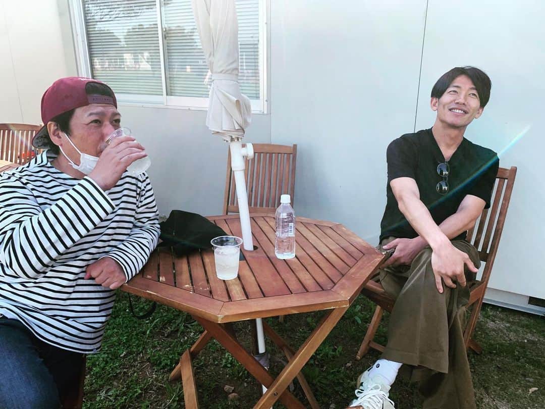 こーいちのインスタグラム：「3人で温泉行こって5年前くらいから言ってるけど全然行かへんのウケる！ 今年こそ！  ほなJAPAN JAMまたな！  #ウーバー真太郎 #ロットンメンバー」