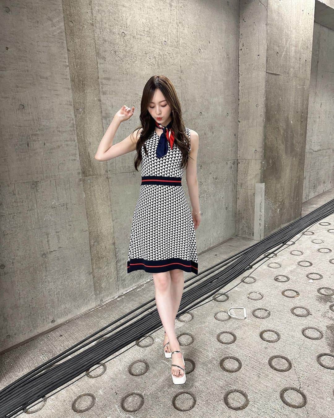 梅澤美波さんのインスタグラム写真 - (梅澤美波Instagram)「Rakuten GirlsAward 2023 S/S  DRESSTERIORさんのステージを歩かせて頂きました！  可愛すぎるワンピース📎 S/S、肌見せしつつファッション楽しみたいですね〜」5月4日 21時41分 - ume_minami.official