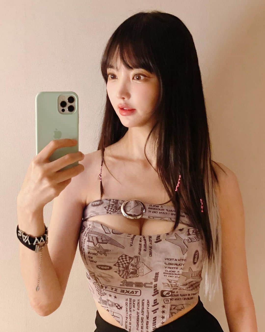 ラナさんのインスタグラム写真 - (ラナInstagram)「깨똑 프사🐤」5月4日 21時48分 - djrana.official